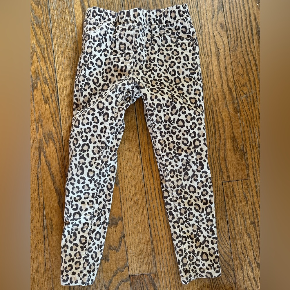 Boden girls cheetah print cord leggings, size 5. EUC
